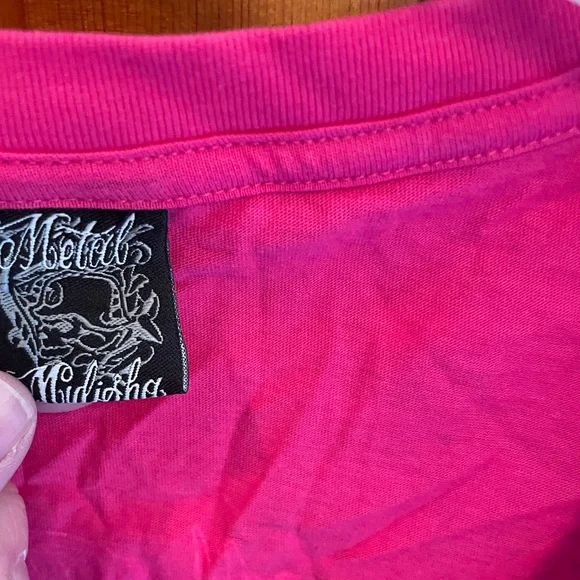 Metal Mulisha women’s hot pink v-neck t-shirt. Large. New with tags - Picture 4 of 4